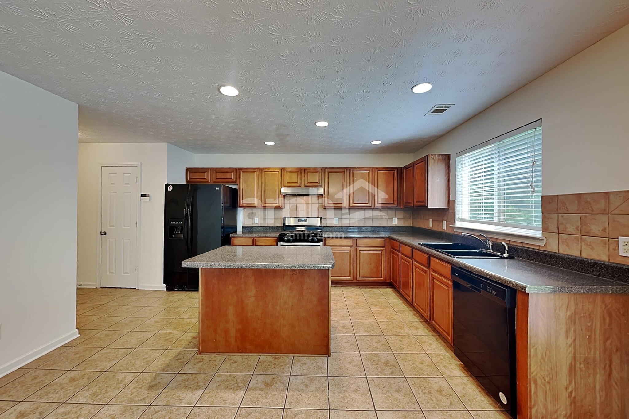Building Photo - 2641 Farmstead Ct