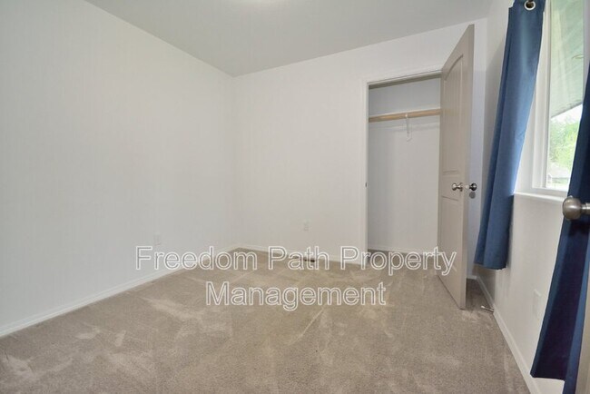 Building Photo - 316 Ashlin Ct