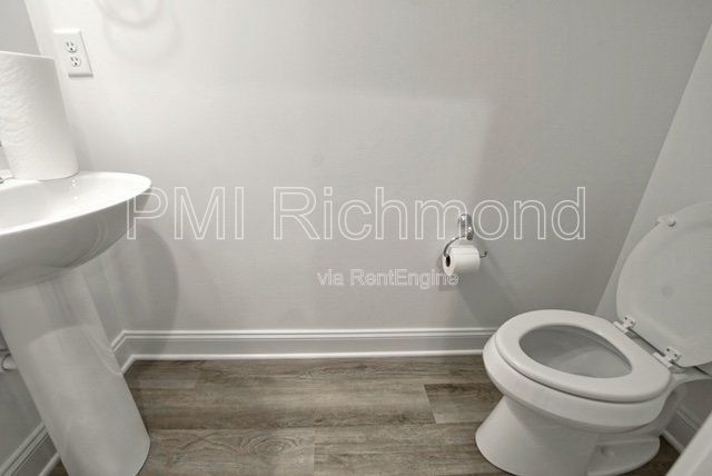 Building Photo - 127 Wellie Hl Pl