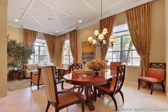 Building Photo - 9885 SW Torriente Ln