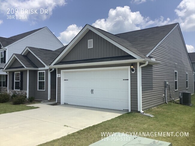 Building Photo - 209 Brisk Dr
