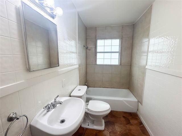 Building Photo - 111 Oaklawn Dr