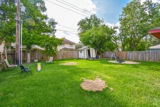 Building Photo - 12106 Pecan Meadow Dr