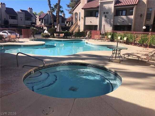 Building Photo - 1751 E Reno Ave