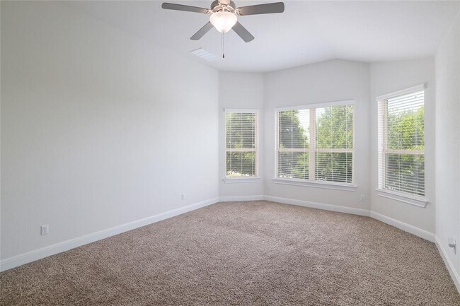 Building Photo - 2421 Blended Tree Ranch