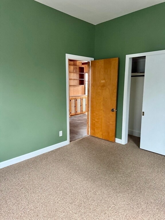 Building Photo - 15 Clara St