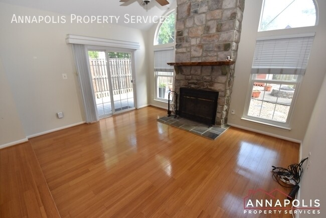Building Photo - 953 Windwhisper Ln