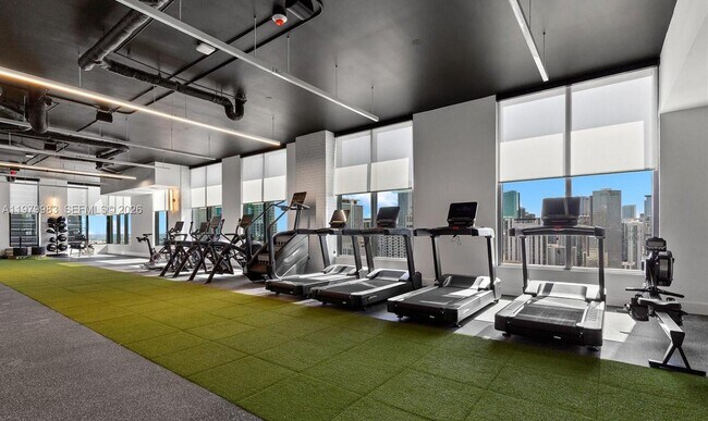 Building Photo - 151 NE 5th St