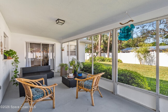 Building Photo - 591 Ponderosa St