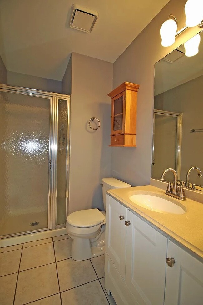 Building Photo - 346 Wilmington Dr