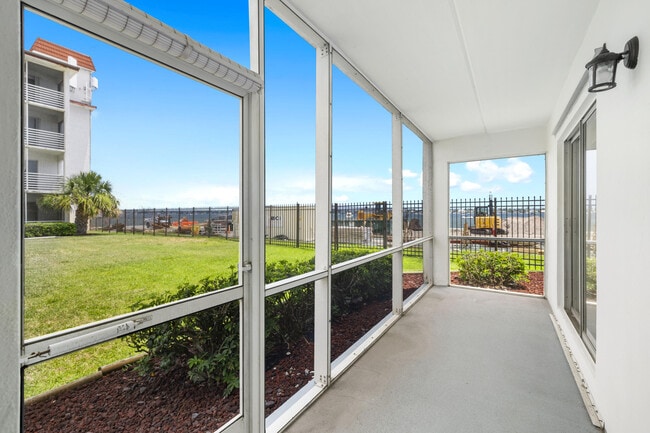 Primary Photo - 4500 N Flagler Dr