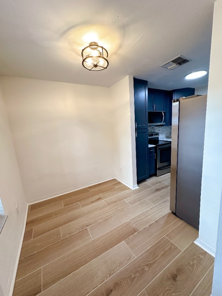 Building Photo - 3602 Brigadoon Cir