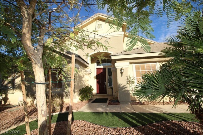 Building Photo - 1520 Vía Cassia