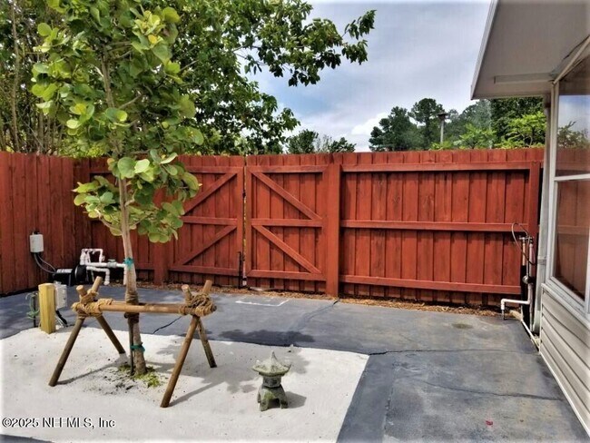 Building Photo - 7377 Ginger Tea Trail S