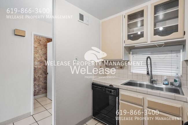 Building Photo - 7940 University Ave