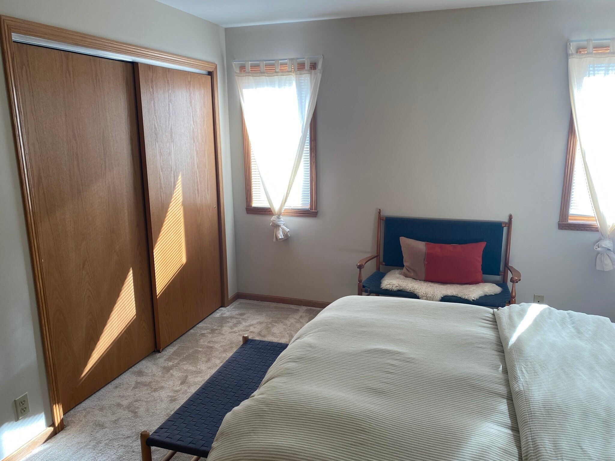 Building Photo - 619 Wellington Dr