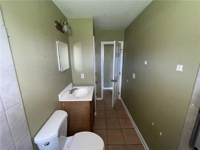 Building Photo - 8506 Valor Dr