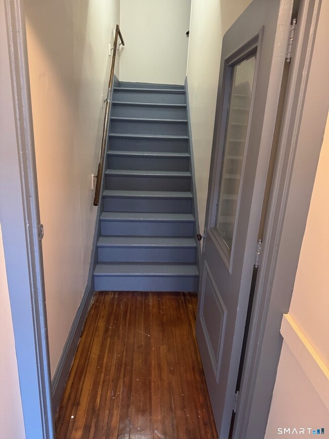 Building Photo - 33 Spaulding St