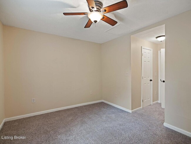 Building Photo - 1406 Walter Ave