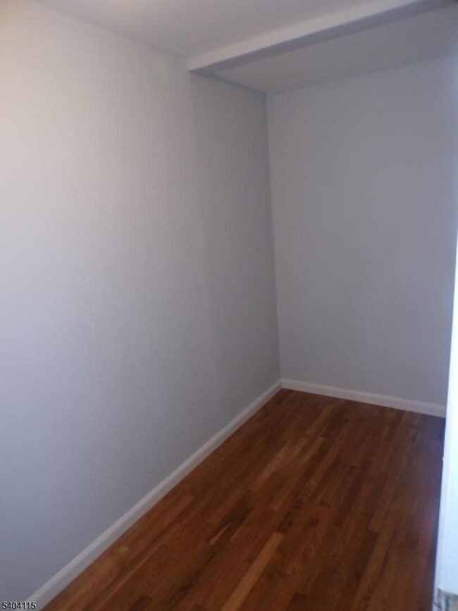 Building Photo - 4 S 11th St