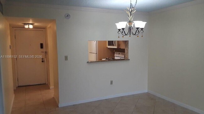 Building Photo - 10855 SW 112th Ave