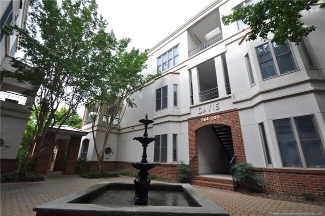 Building Photo - 258 E Davie St