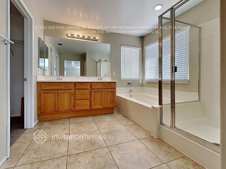 Building Photo - 39730 Pinedale Way