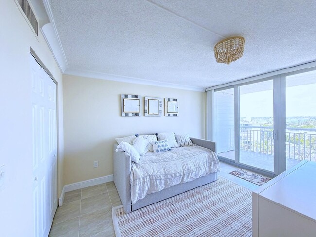 Building Photo - 3546 S Ocean Blvd