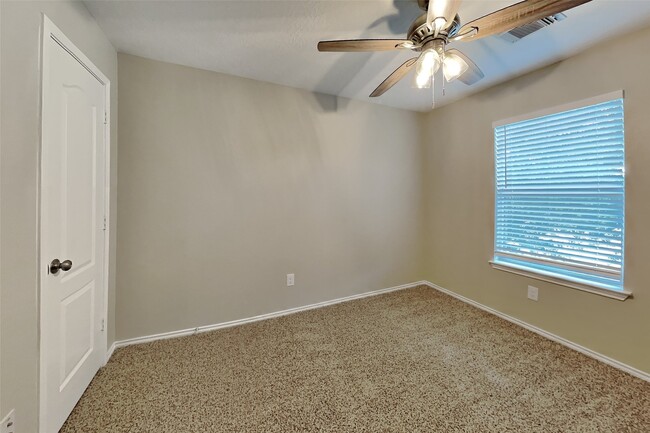 Building Photo - 18451 Westgate Pasture Ln