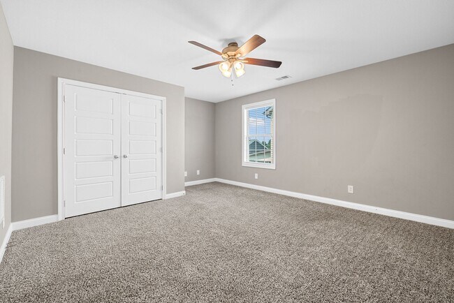 Building Photo - 1398 Citadel Dr