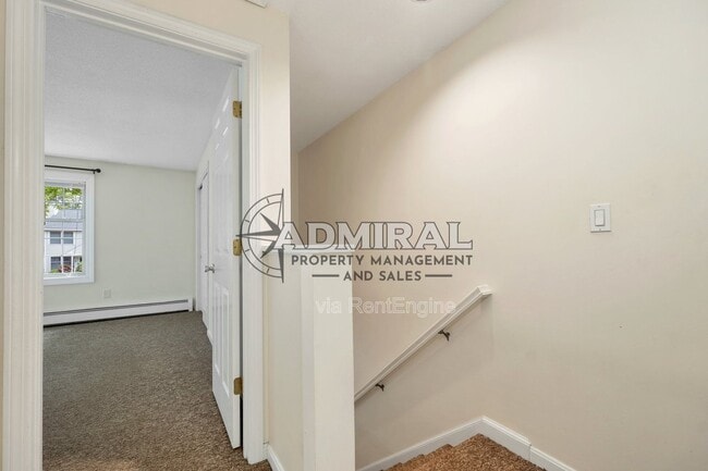 Building Photo - 65 Woodland Green