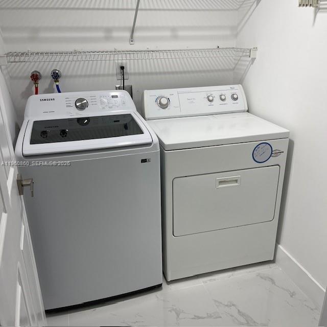 Building Photo - 3530 Mystic Pointe Dr