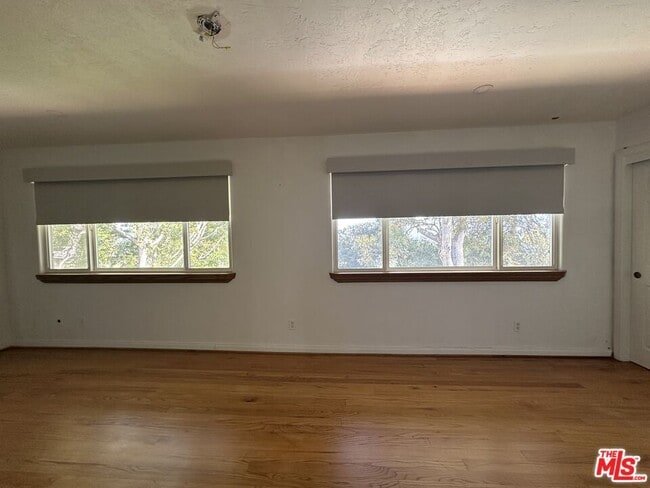 Building Photo - 2846 Angelo Dr