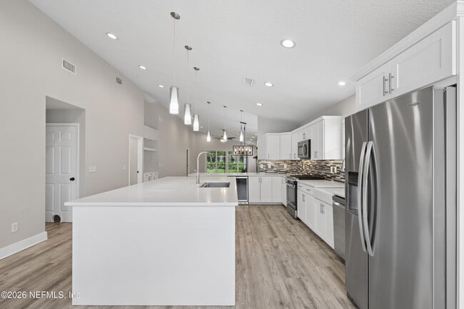 Building Photo - 204 Crosstern Ct