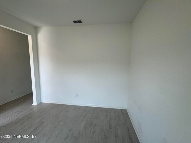Building Photo - 3145 Flower Branch Ave