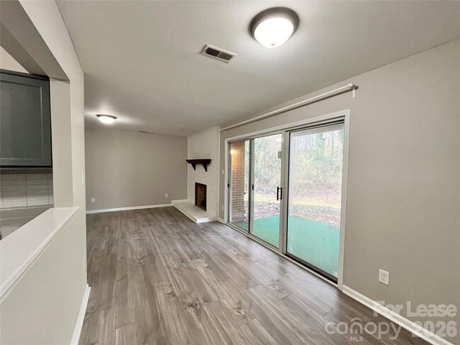 Building Photo - 2901 Iron Gate Ln