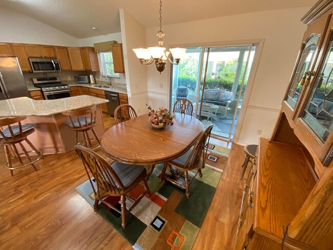 Building Photo - Beautiful 3 + 2 Fully Furnished/Turnkey ANNUAL Lease in The Village of Belle Aire