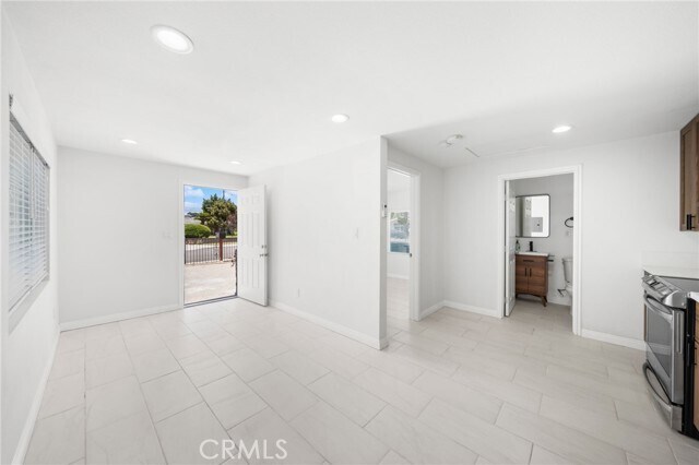 Building Photo - 1610 N Amador Ave