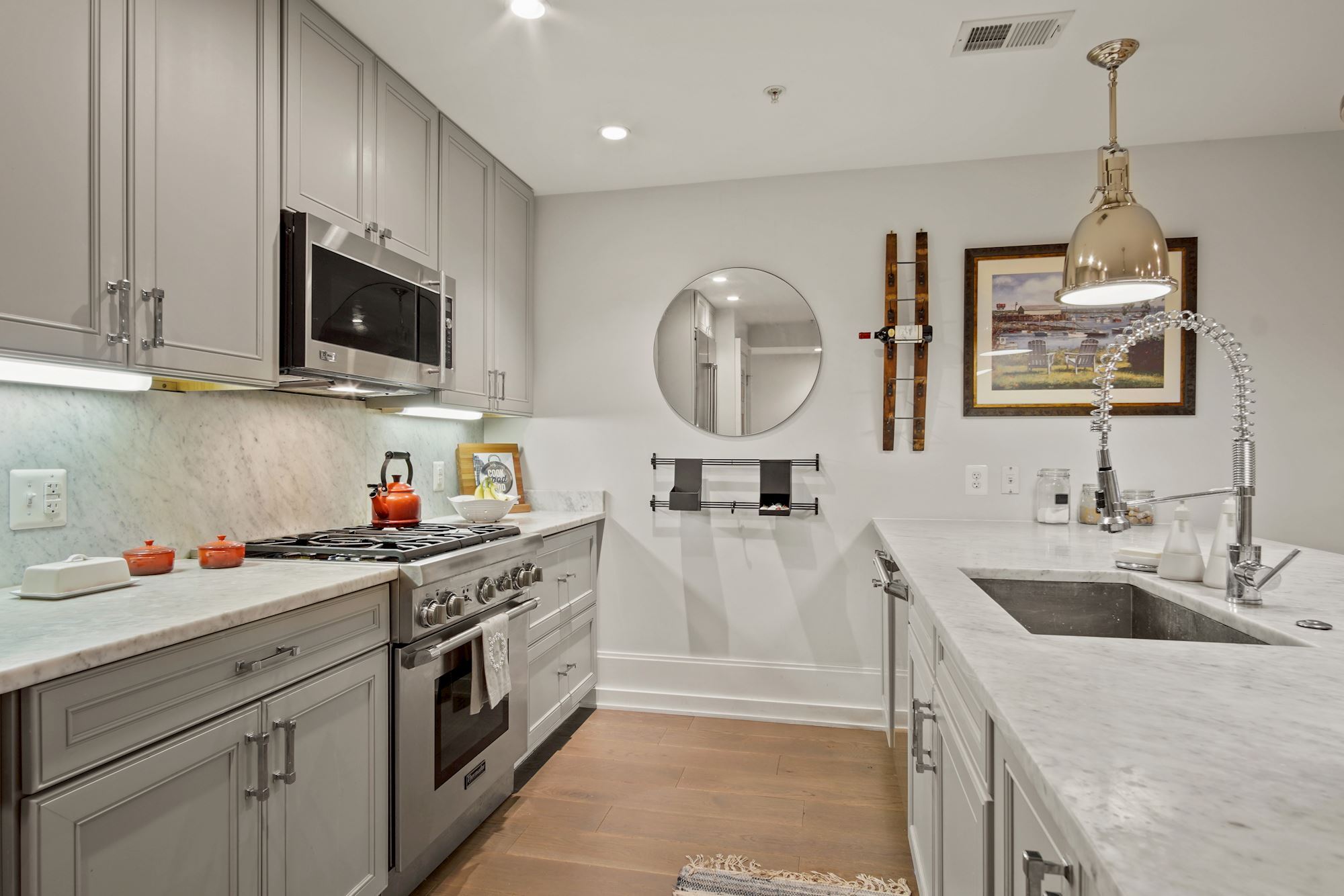 Building Photo - 1506 Q St NW