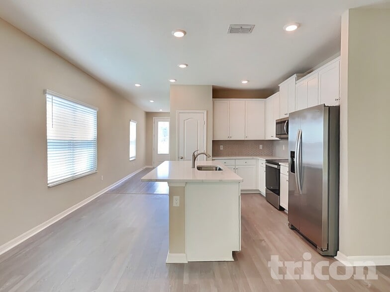 Building Photo - 151 Sailors Landing Ct