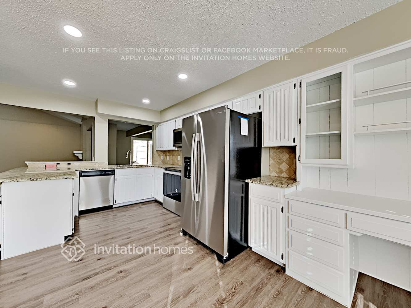 Building Photo - 3200 Whisper Wood Ct