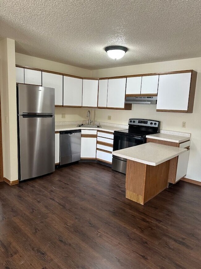 Interior Photo - River's Edge Apartments