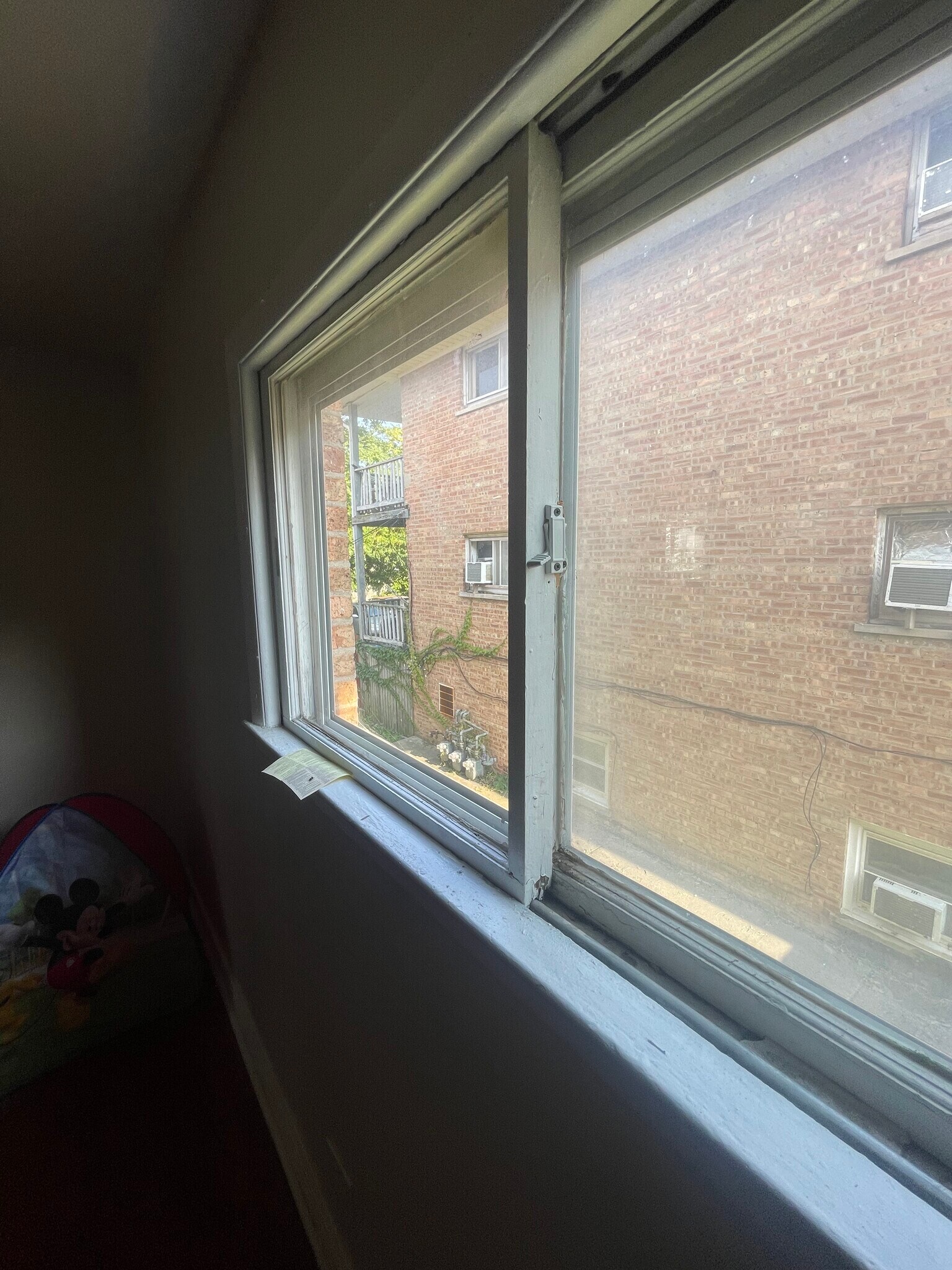 Building Photo - 1007 S 13th Ave