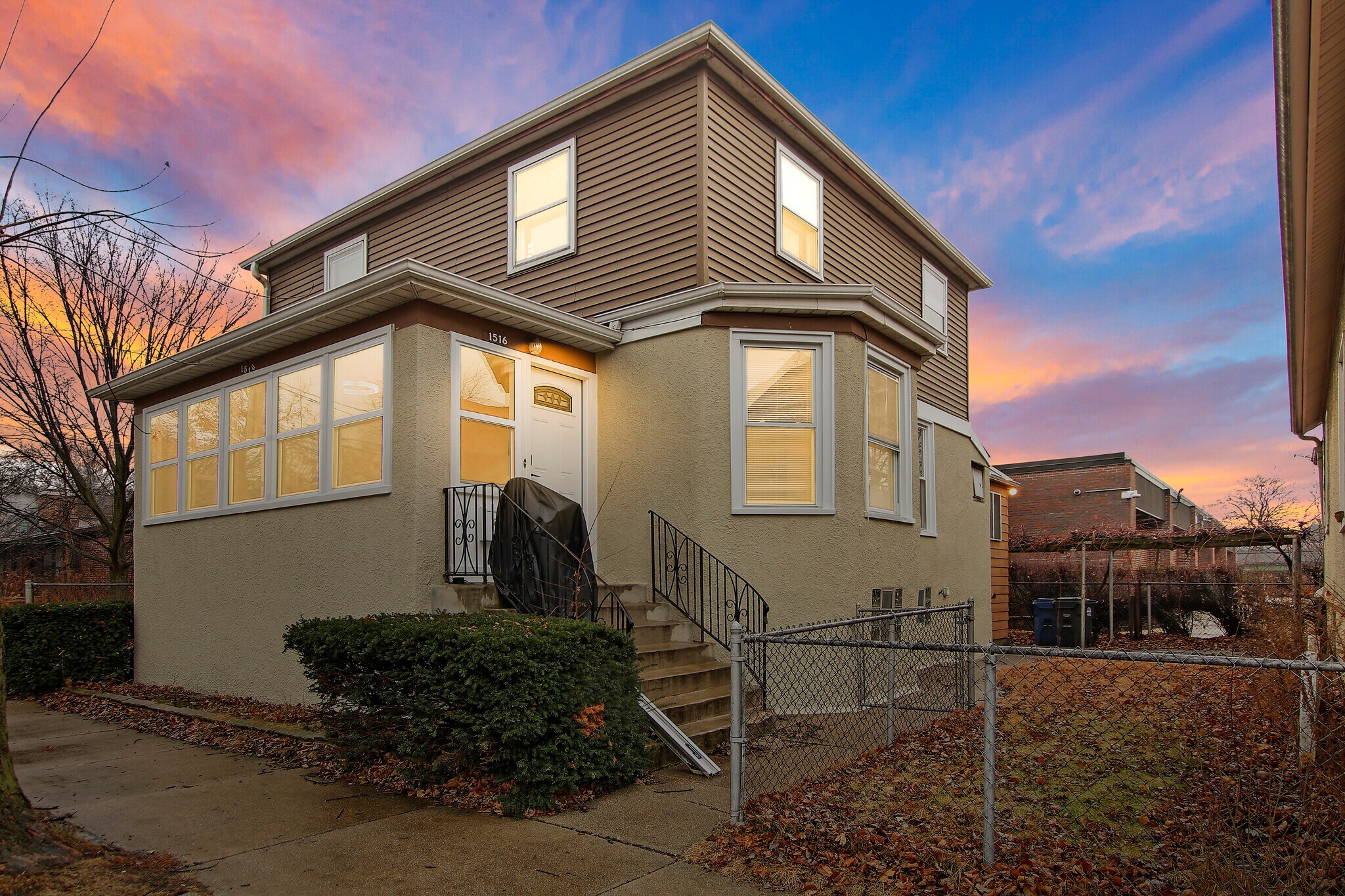 Building Photo - 1516 Lee St