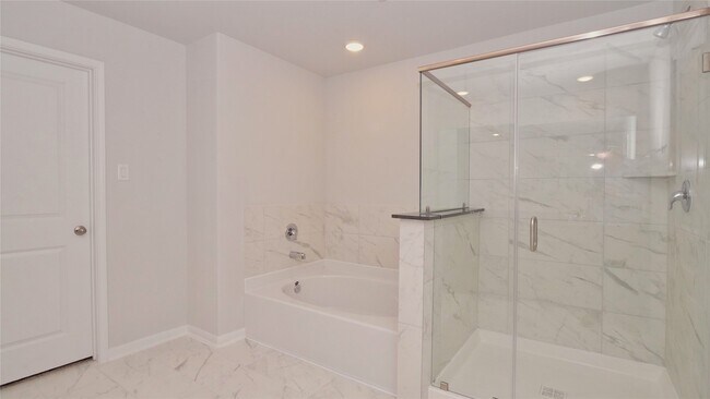 Building Photo - 2556 Allegretto Sea Dr
