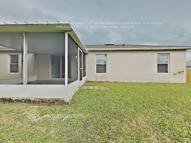 Building Photo - 2038 Killinger St