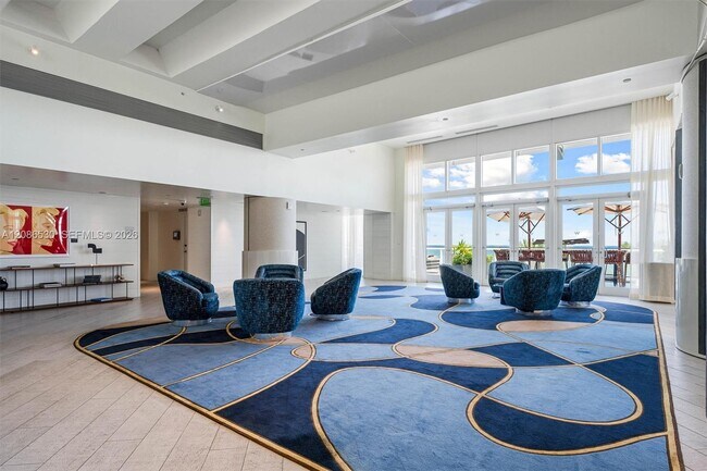 Building Photo - 3101 Bayshore Dr