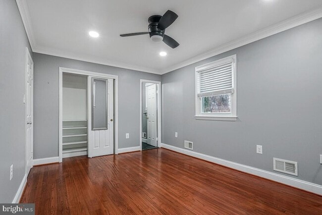 Building Photo - 6912 Eilerson St