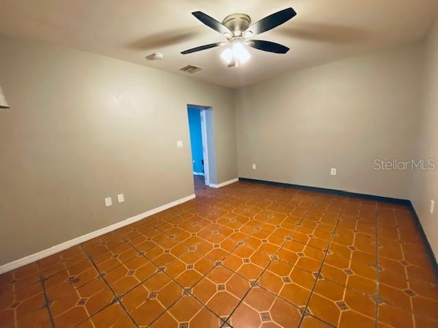 Building Photo - 9718 N Nebraska Ave