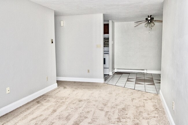 Building Photo - 204 Oak Manor Pl